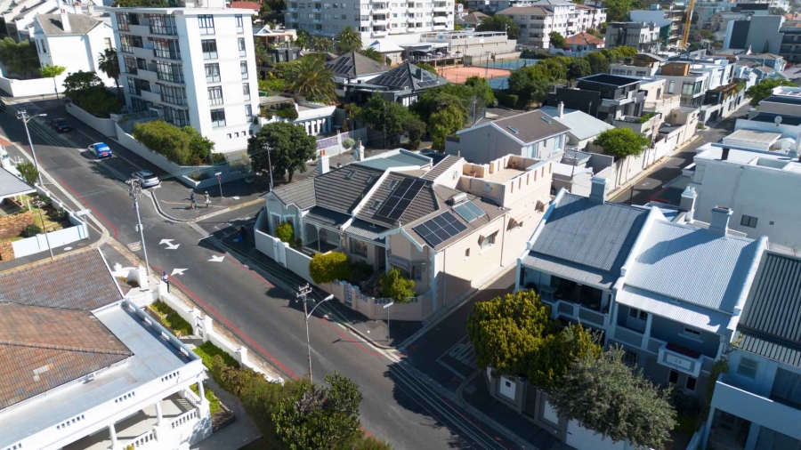 4 Bedroom Property for Sale in Bantry Bay Western Cape